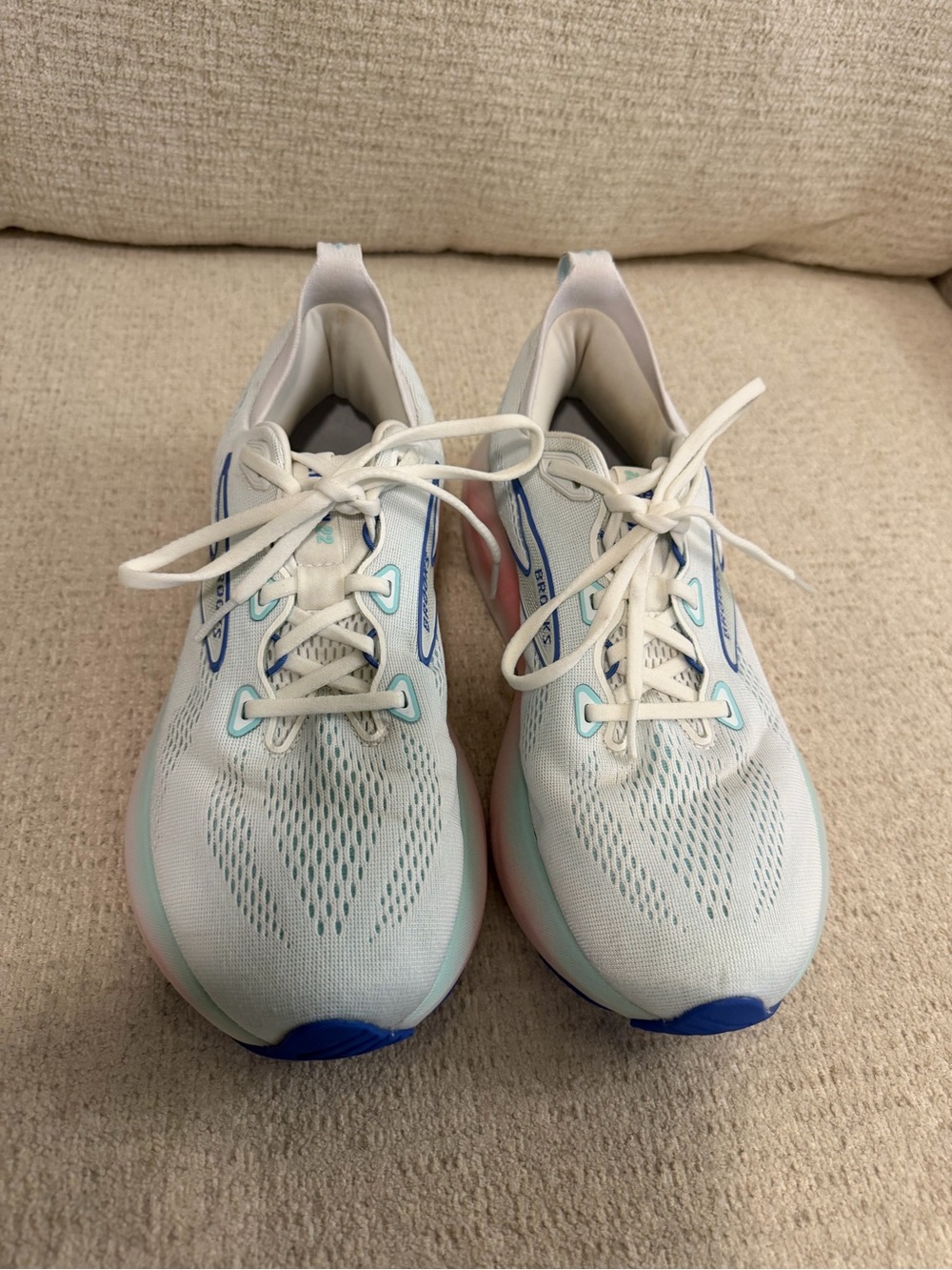 Brooks Glycerin GTS 22 White/Limpet Shell/Amparo Blue